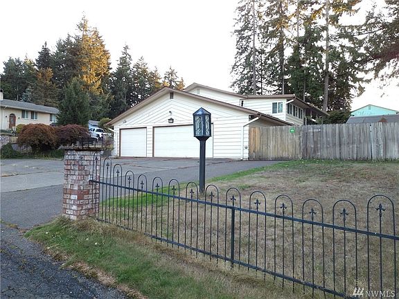 2nd image of 8012 57th Ave E