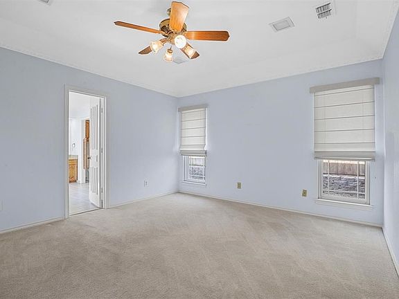 3rd image of 2901 Trail Lake Dr