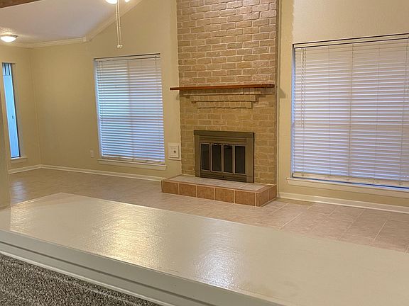 Living room, viewed from kitchen