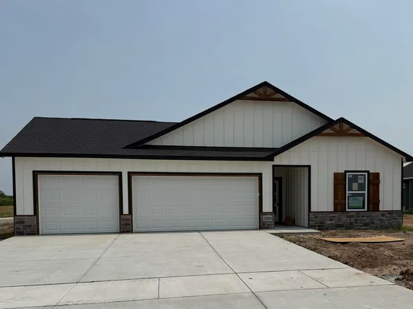 2254 S Colt Pl, Haysville, KS 67060