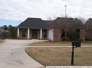 9229 Rue De Fluer, Denham Springs, LA 70706