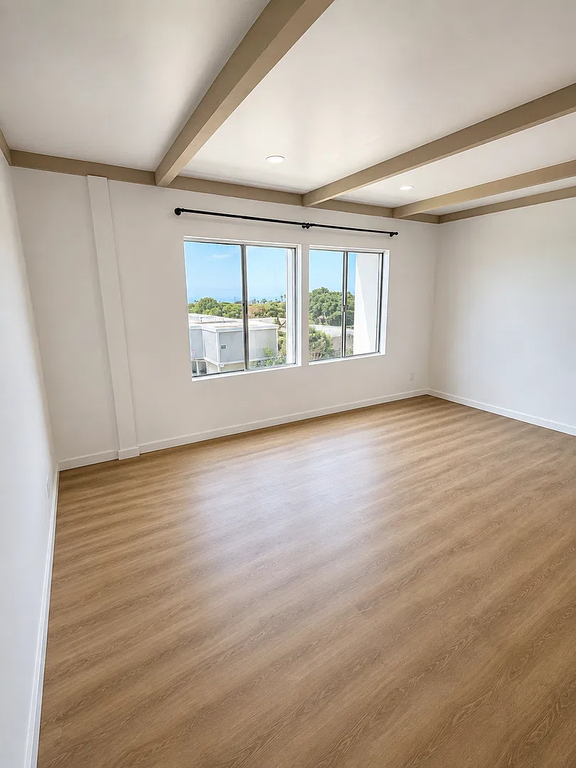 Oceanview Apartment- 505 RRL — Photo 1