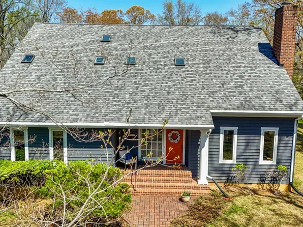 2620 Cedar Dr, Lynchburg, VA 24503