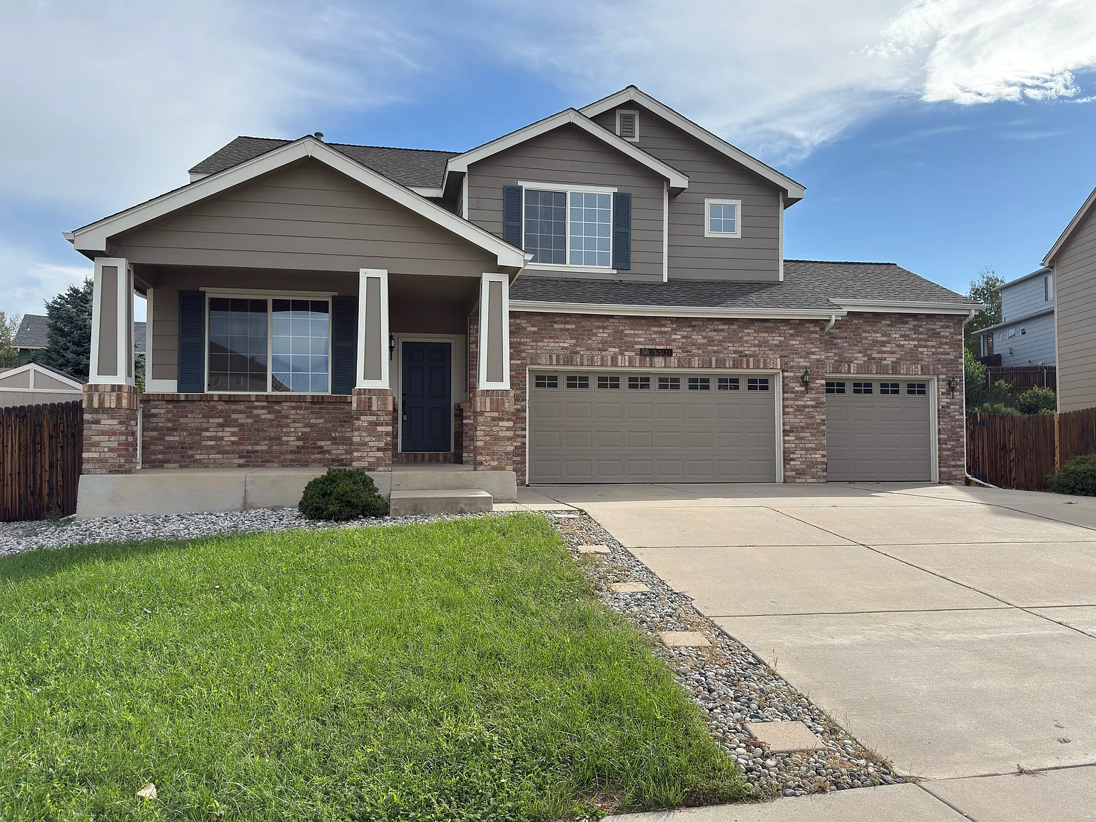 4 bed, 3320 sqft, $3,100 — Photo 1