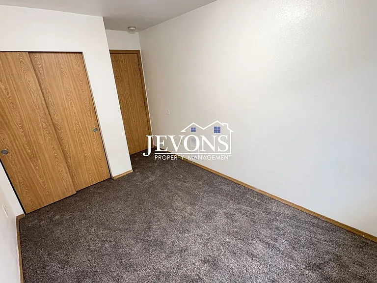 4538 S Warner St #A — Photo 10