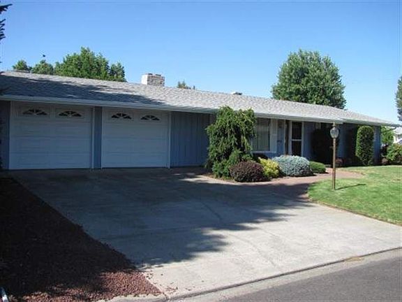 2nd image of 2351 Frazier Dr