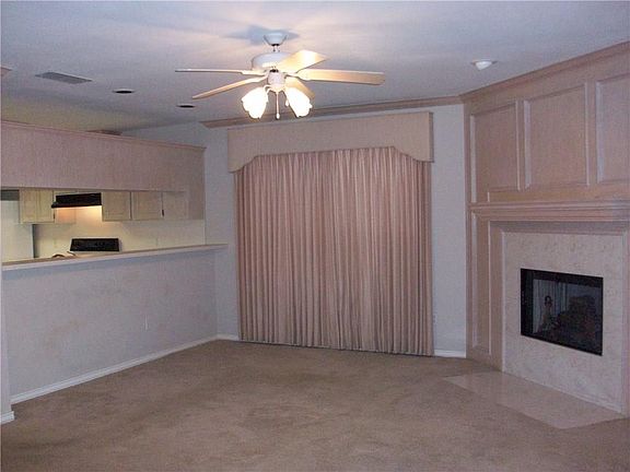 2nd image of 4022 Wood River Dr #6