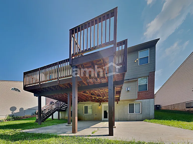 1081 Riverwalk Ct — Photo 26