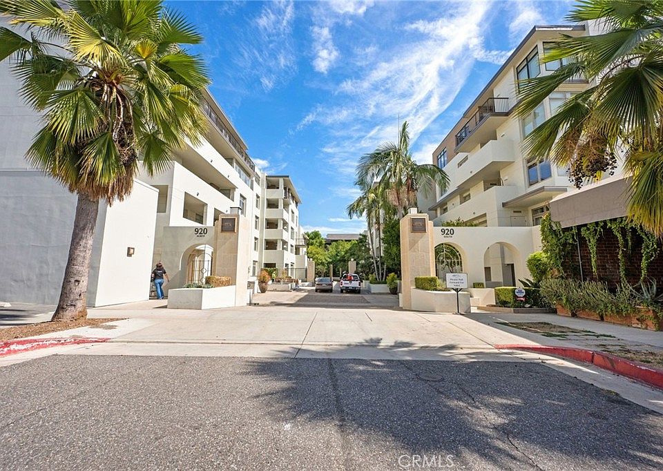 1st image of 920 Granite Dr Unit 209