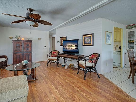 2nd image of 671 Water Lily Dr