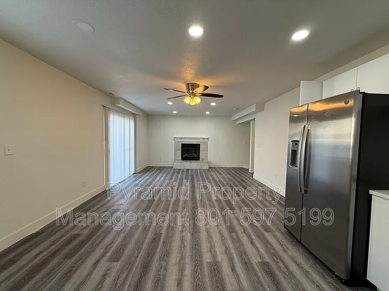 3178 S 945 E #B — Photo 8