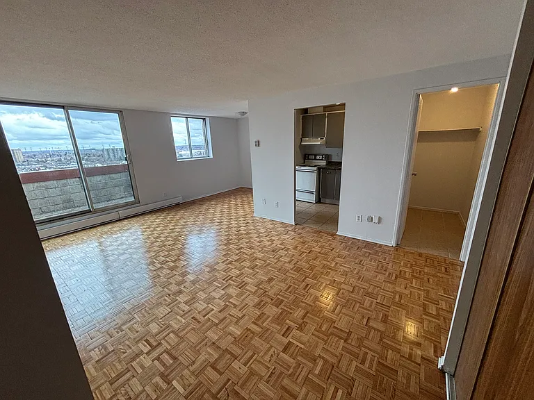 1245 Walkley Rd — Photo 8