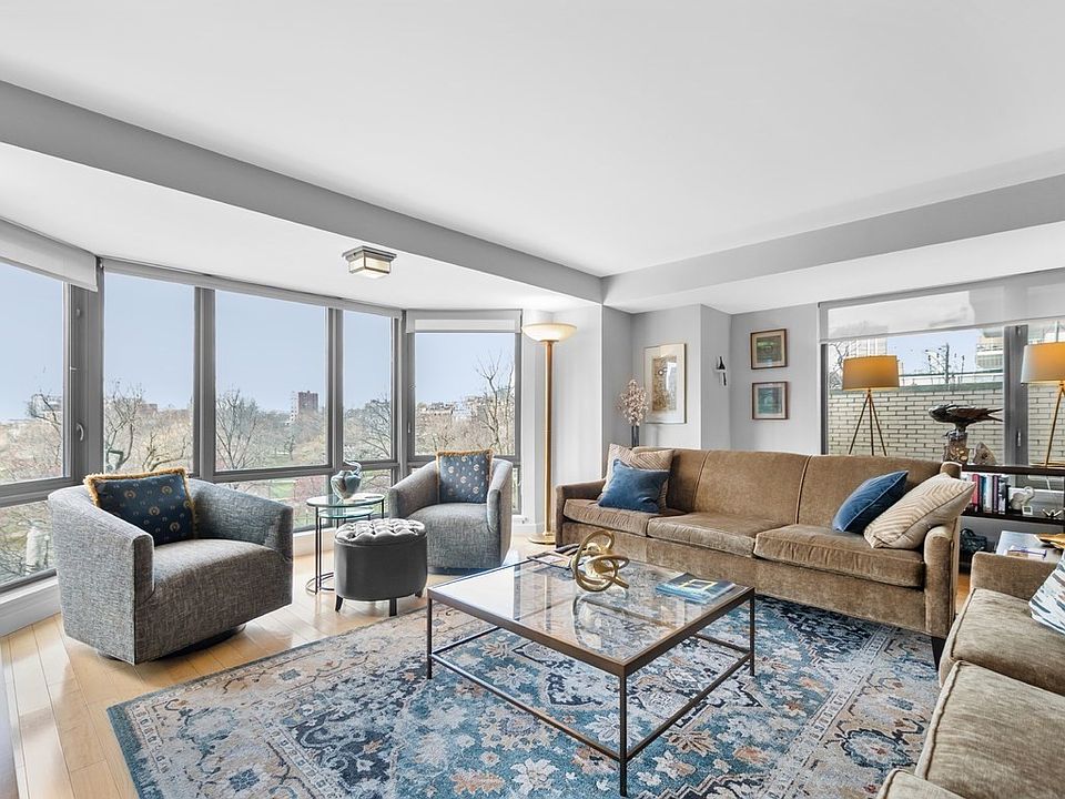 1st image of 165 Tremont St Unit 701