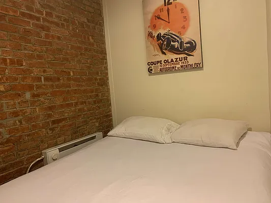 Rented by Flatiron Real Estate Advisors LLC | media 13