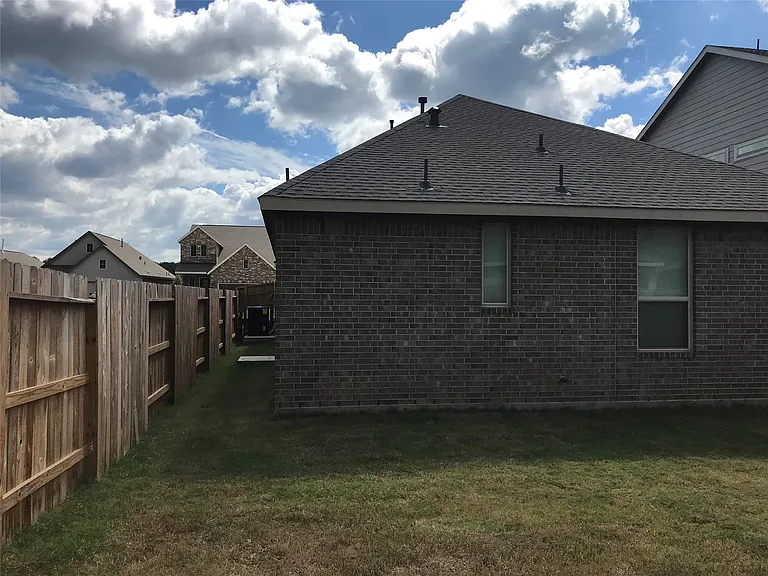 28813 Bobcat Run Dr — Photo 23