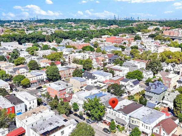 104-21 92nd Avenue image 58 of 61