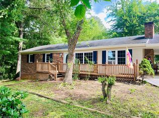 323 White Pines Country Club Rd, Mount Airy, NC 27030