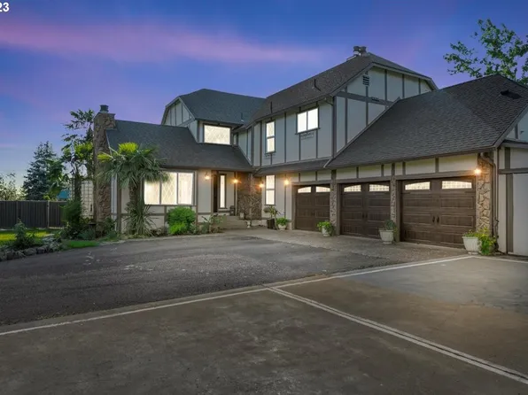 17415 SE Denise Ct, Damascus, OR 97089