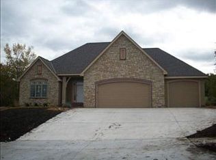 5731 SW 44th Ct, Topeka, KS 66610