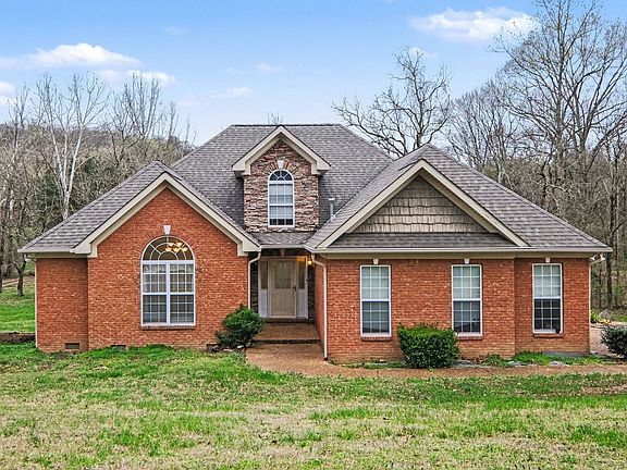 2nd image of 1677 Center Star Rd