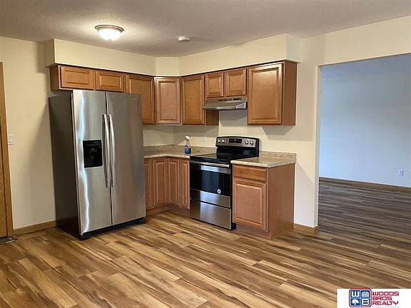 3rd image of 5641 Elkcrest Dr