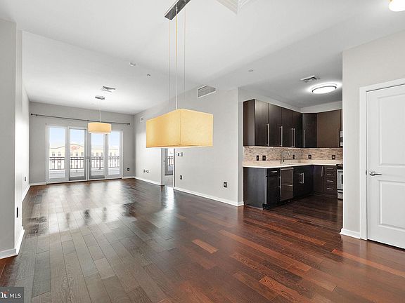 4th image of 530 Harlan Blvd Unit 704