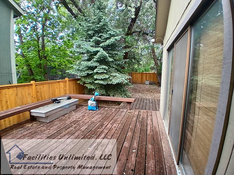 4519 Seaway Cir — Photo 16