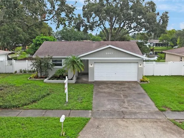 9443 Scott Dr, Seminole, FL 33777