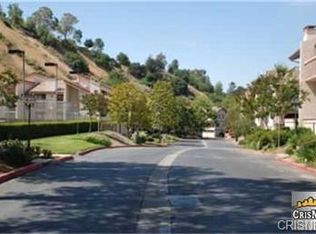 26005 Alizia Canyon Drive #B, Calabasa, CA 91302