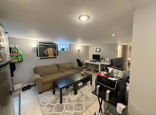 1211 Broadview Ave #2, Toronto, ON M4K 2T1