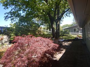 14 Parsons Dr, Swampscott, MA 01907