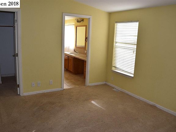 5th image of 691-375 Janet Way