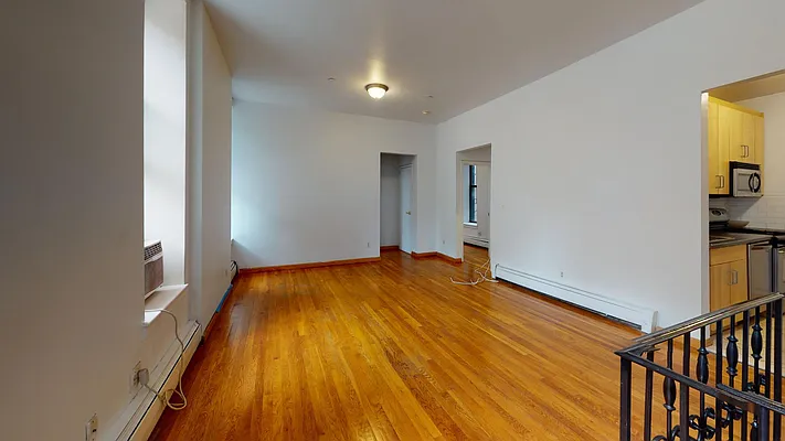 Rented by Bond New York | media 5
