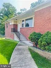 3 bed, 2.0 bath, 1240 sqft, $2,850 — Photo 3