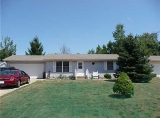 2037 Luwanna Dr, Lansing, MI 48910