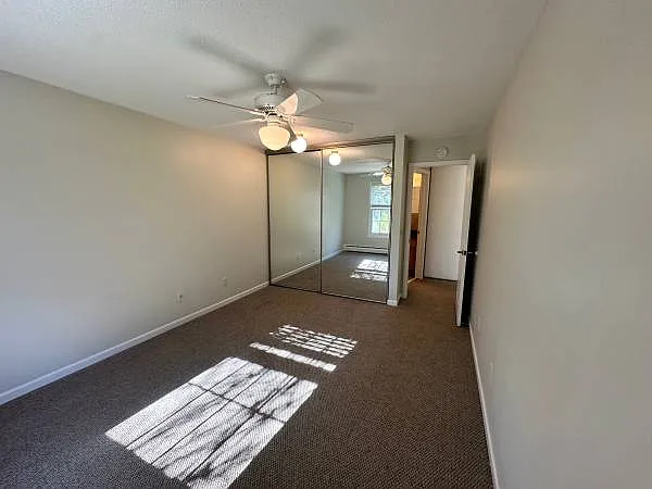 942 Westbrooke Way #1 — Photo 4