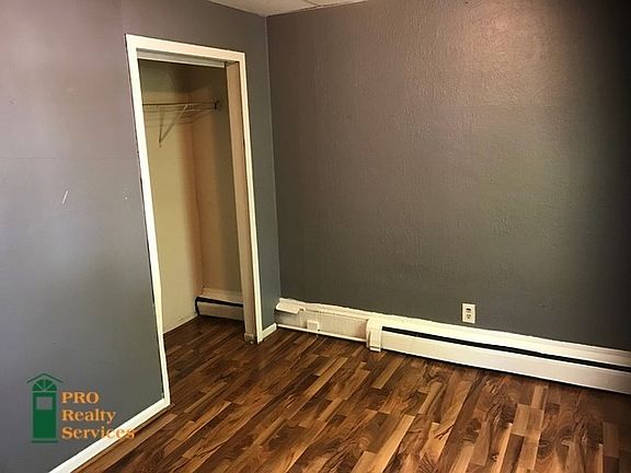 3rd image of 1432 Washington St NE #2