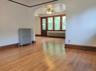 1307 N 67th St #A, Wauwatosa, WI 53213