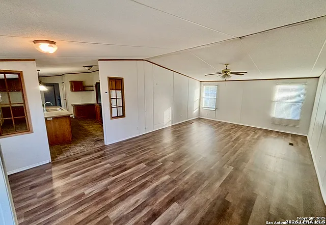 Building Photo - 1118 Wild Persimmon St