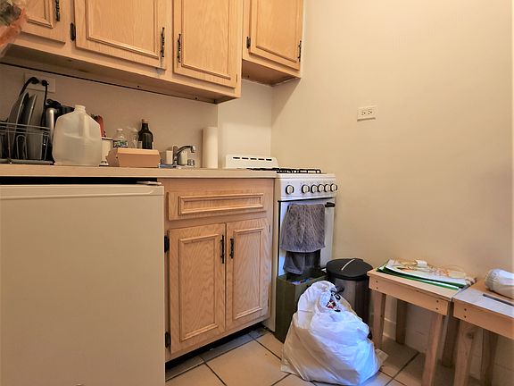 4th image of 310 E 55th St #3DD