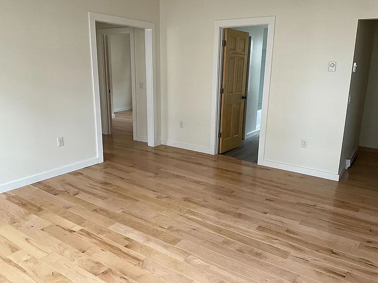 90 Elm St #1 — Photo 8