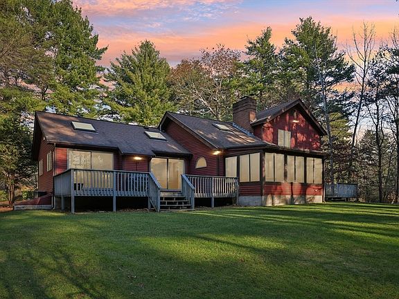 2nd image of 12 Surrey Dr