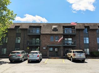 150 Wilshire Dr UNIT 51, Hollister, MO 65672