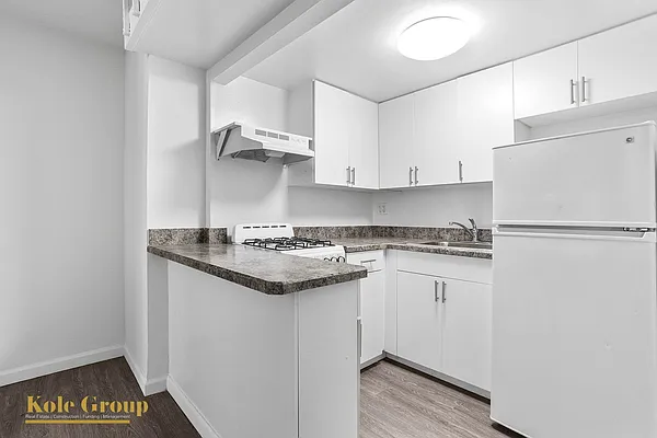 Rented by Kole Group | media 24