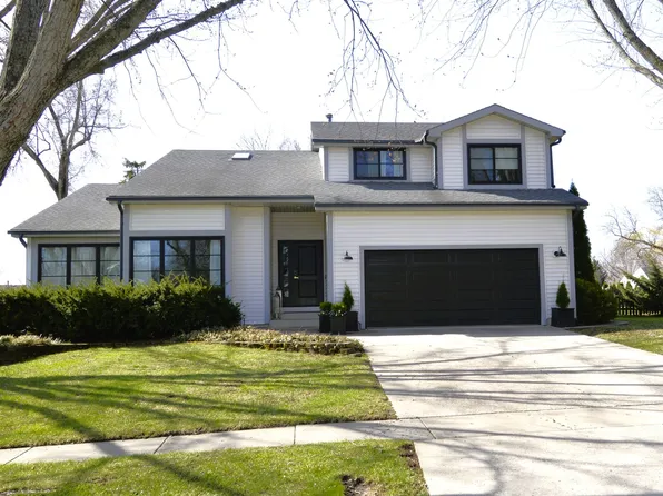 17635 W Windslow Dr, Grayslake, IL 60030