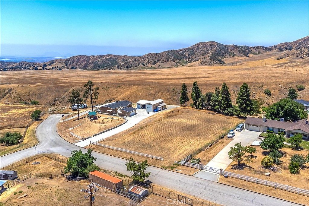 8767 Peach Summit Dr #3, Banning, CA 92220 | Zillow
