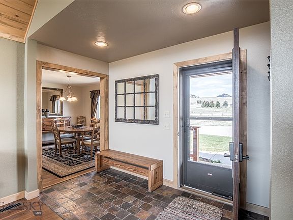5th image of 104 Antelope Meadows Rd