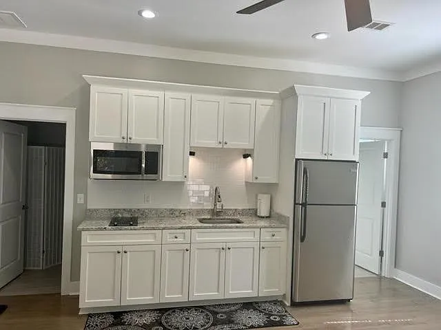1 bed, 590 sqft, $1,750 — Photo 3