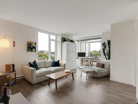 3rd image of 845 Johnson St #604
