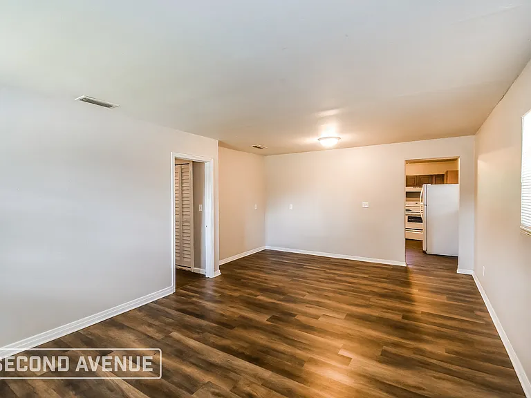 1123 De Paul Dr — Photo 11